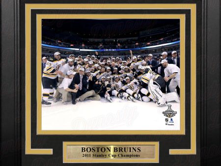 Boston Bruins 2011 Stanley Cup Champions Team Celebration 8  x 10  Framed Hockey Photo Supply