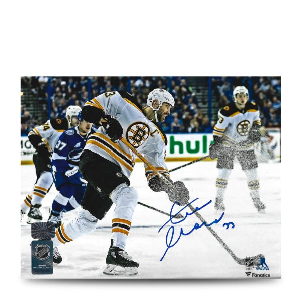 Zdeno Chara in Action Boston Bruins Autographed 16  x 20  Hockey Photo Online