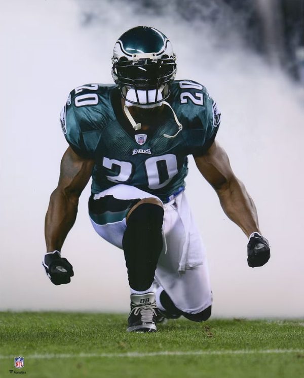 Brian Dawkins Kneeling Smoke Entrance Philadelphia Eagles 8  x 10  Football Photo Fashion