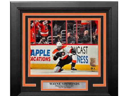 Wayne Simmonds Fist Pump Philadelphia Flyers 8  x 10  Framed Hockey Photo Fashion