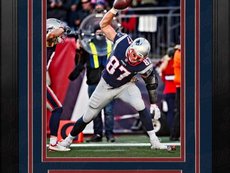 Rob Gronkowski Touchdown Spike New England Patriots 8  x 10  Framed Football Photo For Cheap